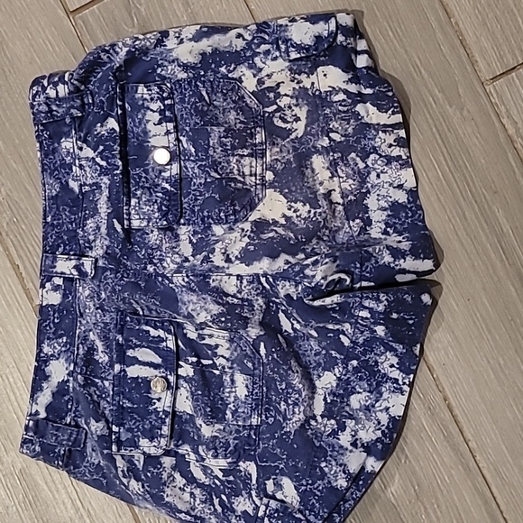 Calvin KLEIN BLUE AND WHITE SHORTS SIZE 2 - Picture 5 of 6